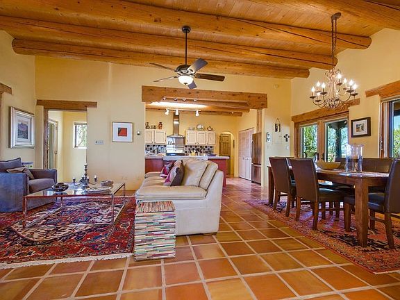 4th image of 7 Casa Del Cielo