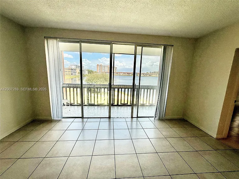 1591 NE Miami Gardens Dr #205 — Photo 7