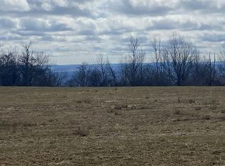 9 Grande View Dr, Newport, NY 13416