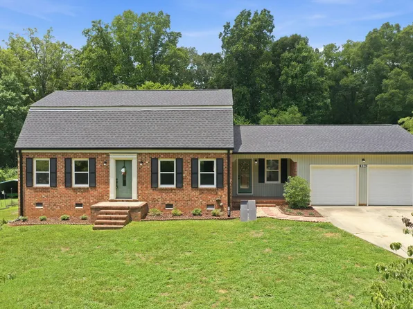 334 Forest Dr, Graham, NC 27253
