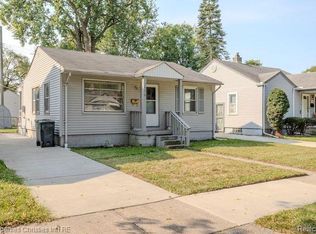 1450 E Hayes Ave, Hazel Park, MI