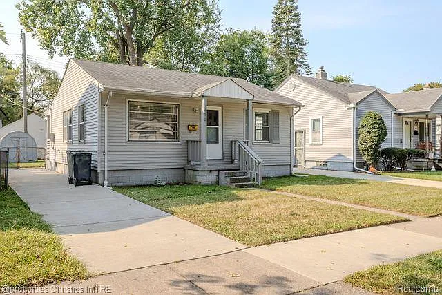 1450 E Hayes Ave photo 1