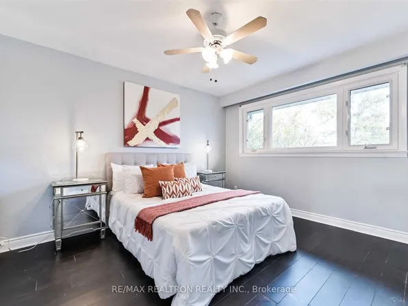 132 Brookhaven Dr, Toronto, ON M6M 4P2
