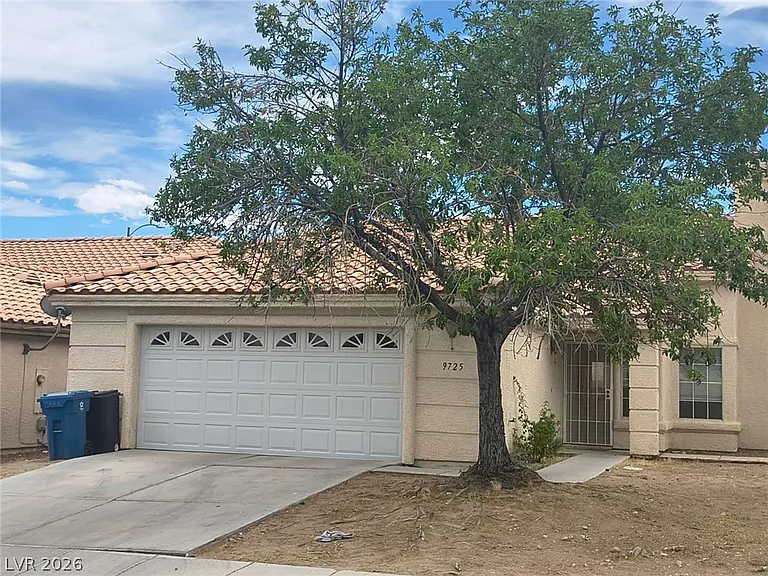 9725 Pima Point Ave — Photo 1