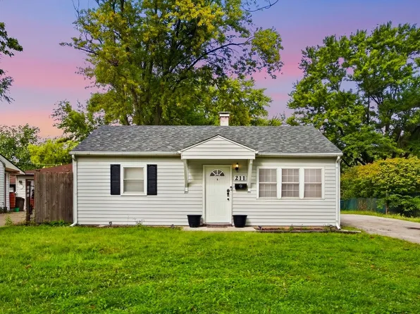 211 S Hammes Ave, Joliet, IL 60436