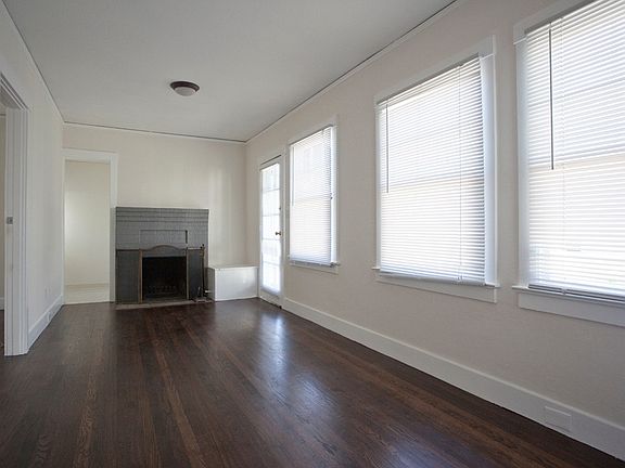 2nd image of 221 W Micheltorena St APT 3