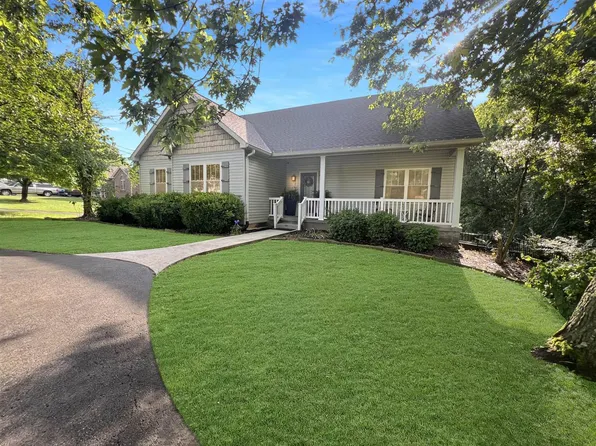 140 Peach Blossom Ln, Bowling Green, KY 42103