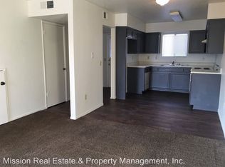 6215 S H St APT B, Bakersfield, CA 93304