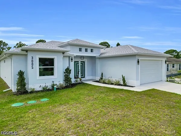 3 bed, 2.0 bath, 1987 sqft, $2,500 — Photo 4