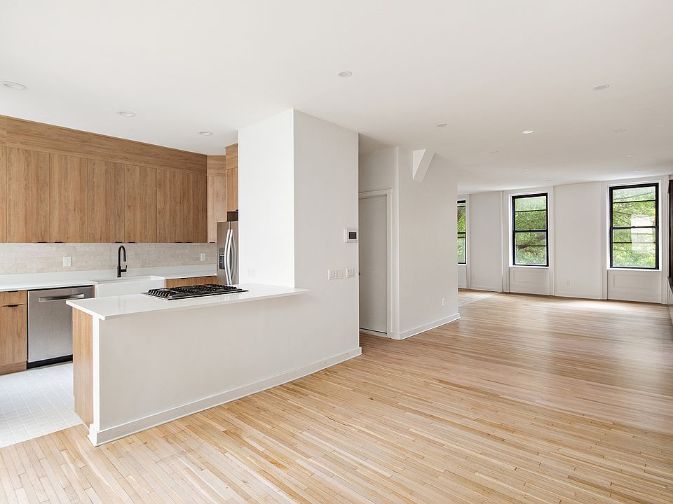 1st image of 323 5th Ave #1