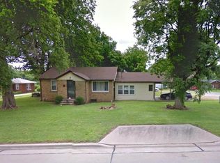 2100 E Main St #R, Belleville, IL 62221