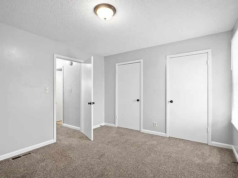 Darlene Dr - 140 — Photo 15