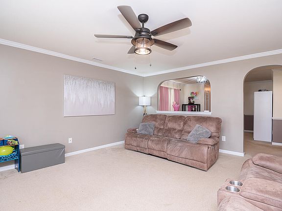 5th image of 1006 Collington Dr