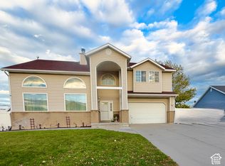 8713 S McGinnis Ln, West Jordan, UT 84081