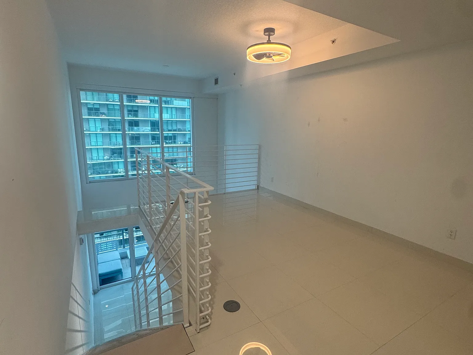 1 bed, 781 sqft, $3,200 — Photo 4