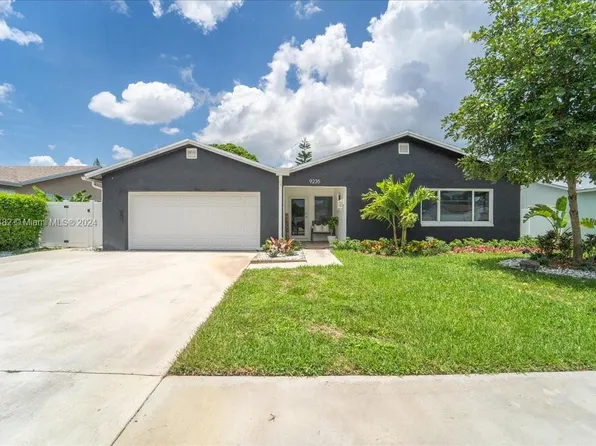 9235 SW 18th Rd, Boca Raton, FL 33428