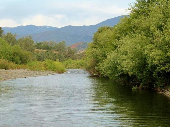 3rd image of 660 County Road 306
