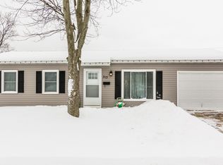 313 Healy Ave, Romeoville, IL 60446