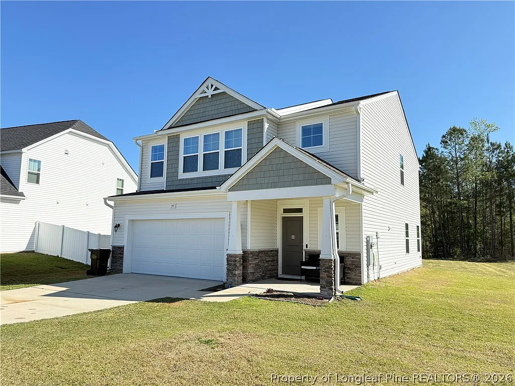 4 bed, 2.5 bath, 1974 sqft, $1,850 — Photo 2