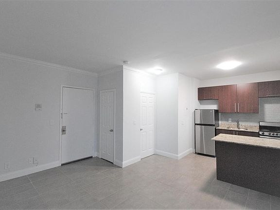 2nd image of 437 NE 29th St APT 203