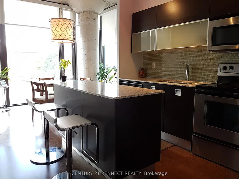 10 Morrison St #314 — Photo 17