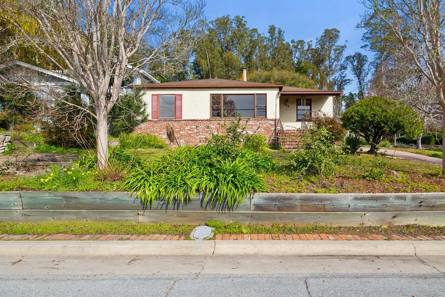 425 Prospect Hts Santa Cruz CA 95065 Zillow