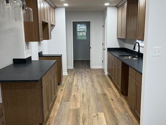 5th image of 2326 Lena George Ln