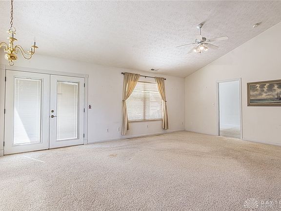 5th image of 6617 Grovebelle Dr