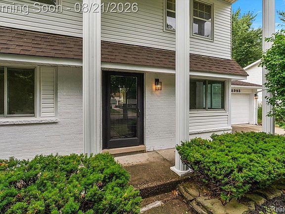 5th image of 18993 Brentwood St