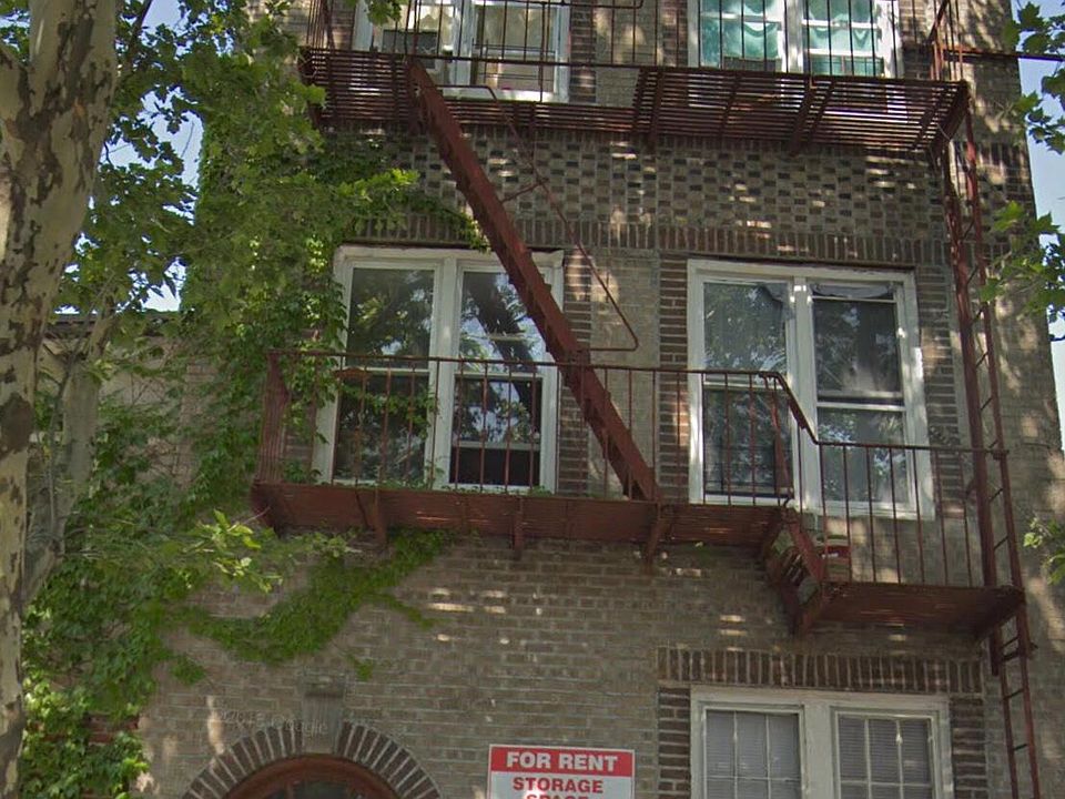 1st image of 3011 Paulding Ave