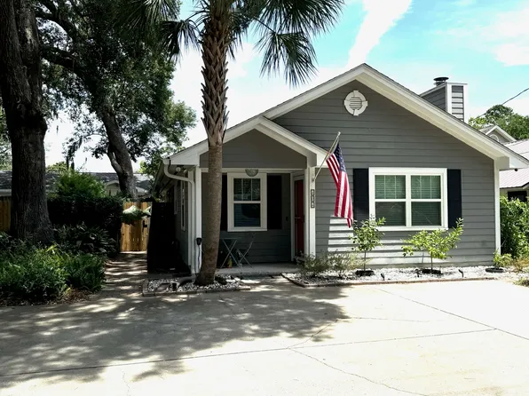 404 Palmetto St, Saint Simons Island, GA 31522