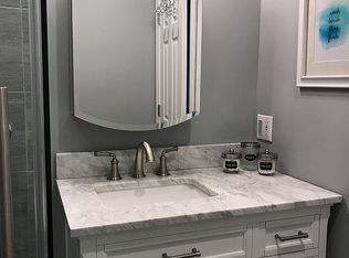 11 Sparrow Ln, Edgartown, MA 02539