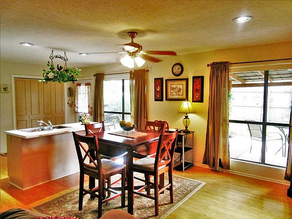 5th image of 3875 Heatherwood Dr