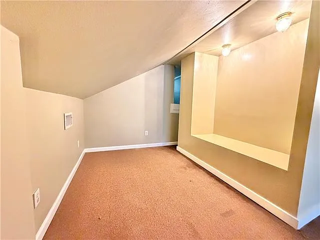 324 S Pierce St — Photo 43