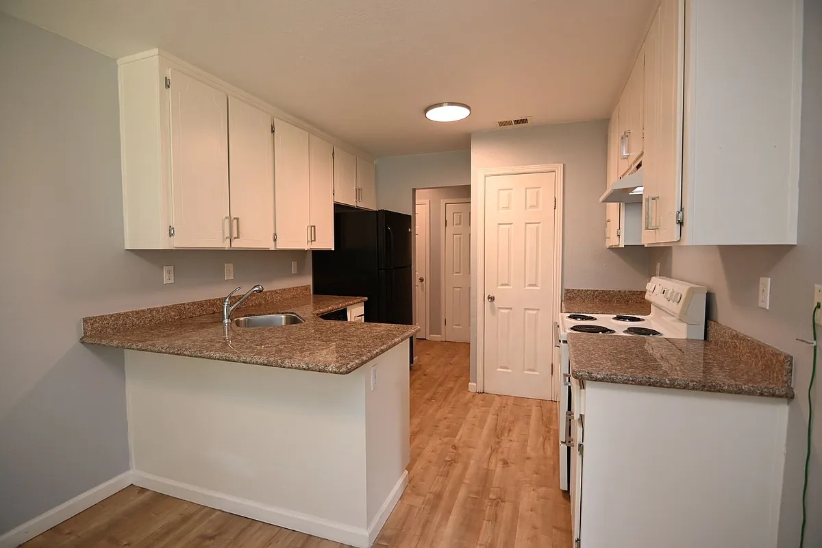 Building Photo - 2583 Gimelli Way #74