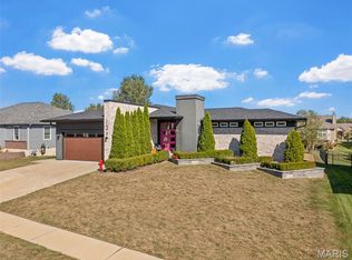 121 Miranda Ct, Wentzville, MO