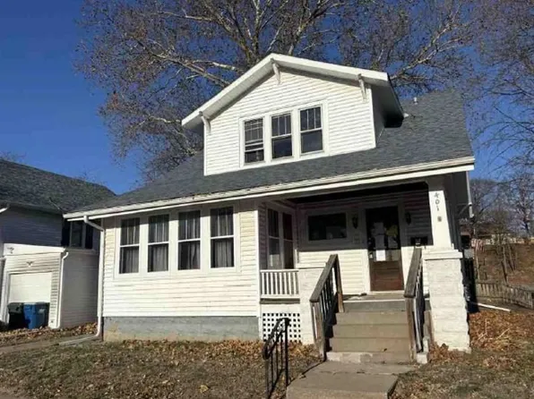401 W 7th St, Muscatine, IA 52761