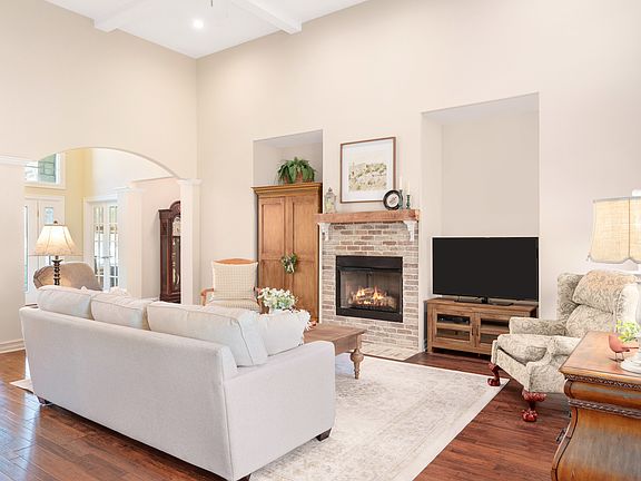 5th image of 21440 S Redwood Ln