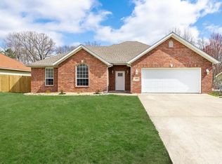 130 Rillington Dr, Bella Vista, AR 72714