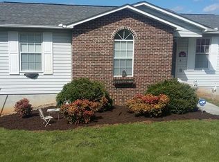 2165 Mountain Vista Rd, Sevierville, TN 37876