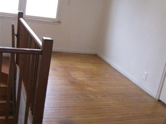 3rd image of 2933 N Tibbs Ave