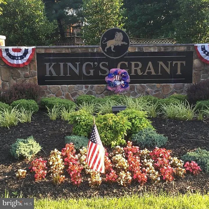 3 bed, 1.5 bath, 1132 sqft, $2,625 — Photo 3