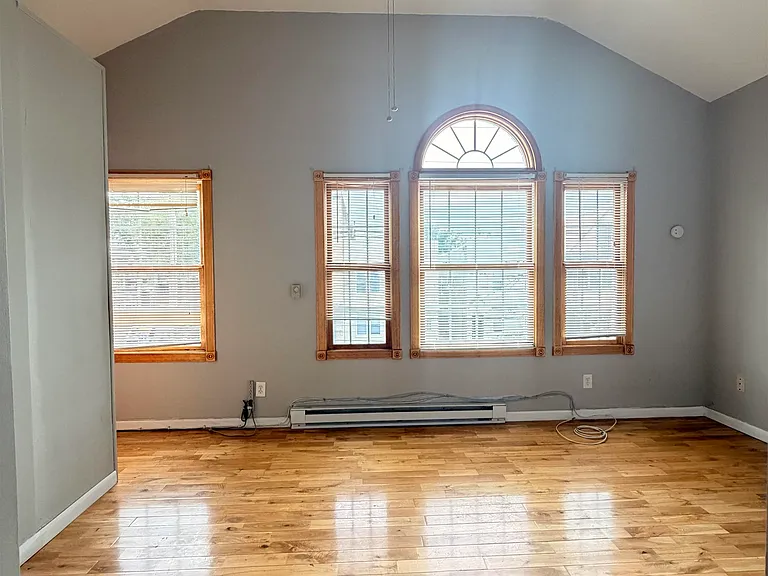 167 Garfield Ave #2 — Photo 14