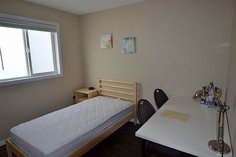 2nd image of 11447 95th St NW
