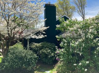 7 Spaulding Ln, Newton, MA 02459