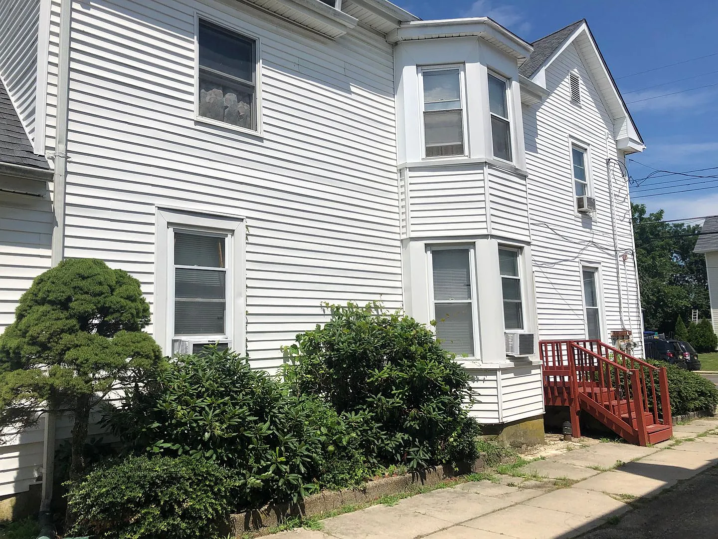 38 W Main St — Photo 1