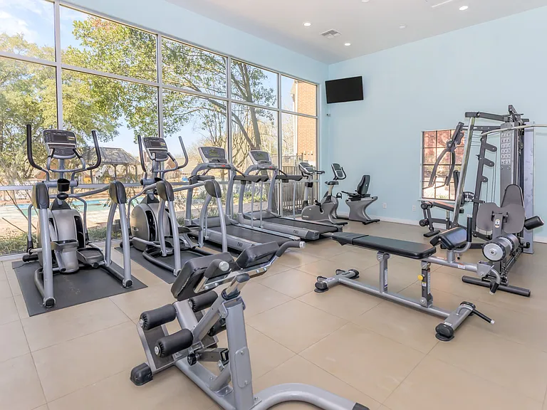 Cielo Apartments — Photo 4