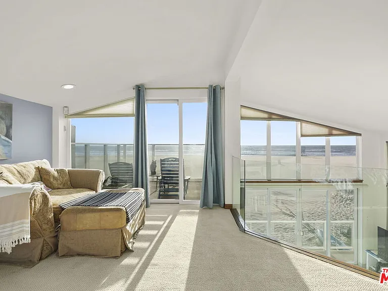 1005 Ocean Dr — Photo 22