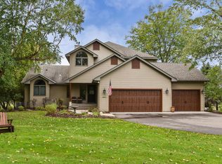 9875 57th St N, Lake Elmo, MN 55042