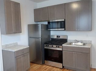 3919 W Potomac Ave #1, Chicago, IL 60651